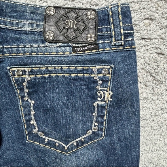 Miss Me Jeans Womens 31 Boot Cut Mid Rise Big Stitch Thick Stretch Embroidered - Picture 1 of 8
